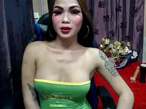 Snapshot of lucyheart777 chatting on 10-04-25, 04:47 lucyheart777 online show from 10-04-25, 04:47