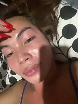 lucyheart777 online show from 12-17-25, 04:01