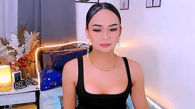 Zialustts online show from 11-30-25, 02:01