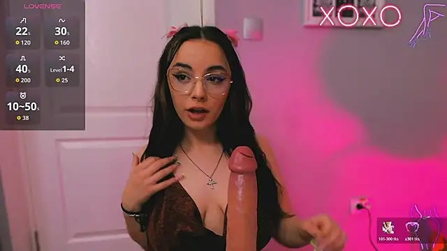 Snapshot of ScarletVex chatting on 04-29-26, 05:30 ScarletVex online show from 04-29-26, 05:30