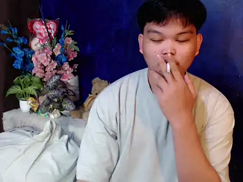 Reynelcock online show from 04-12-26, 05:16