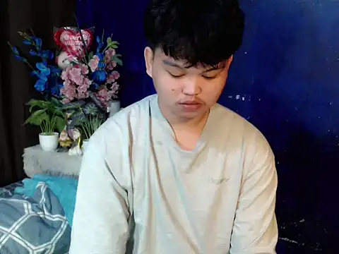 Reynelcock online show from 03-24-26, 06:19