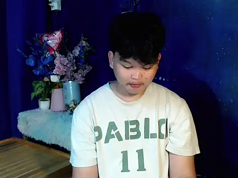 Reynelcock online show from 11-30-25, 11:55