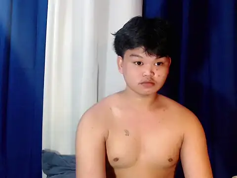 Reynelcock online show from 11-15-25, 06:01