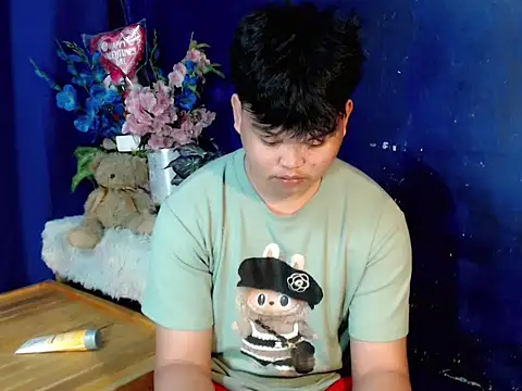 Reynelcock online show from 11-28-25, 09:59