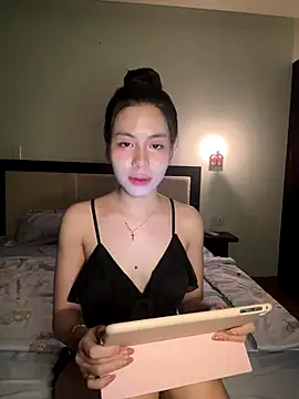 Snapshot of -katinat- chatting on 09-26-25, 03:52 -katinat- online show from 09-26-25, 03:52