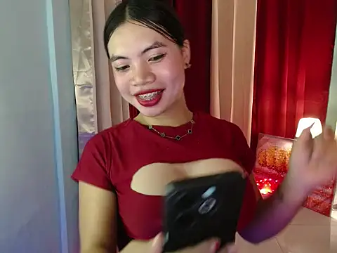 Snapshot of lover_girl143 chatting on 02-09-26, 05:11 lover girl143 online show from 02-09-26, 05:11