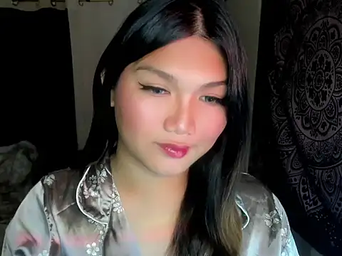 Lou heart online show from 11-25-25, 07:47