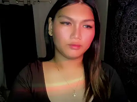 Lou heart online show from 02-06-26, 02:40