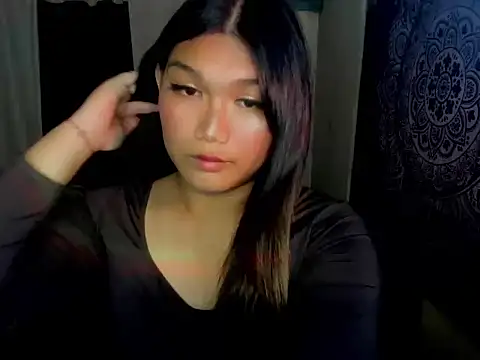 Lou heart online show from 12-15-25, 04:35