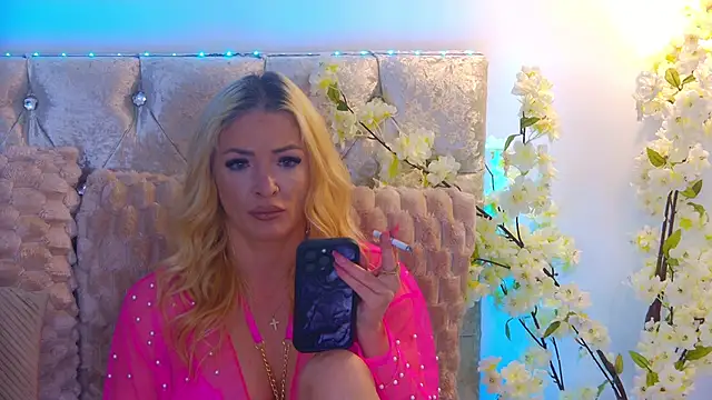 Izabellle02 online show from 05-09-26, 03:10