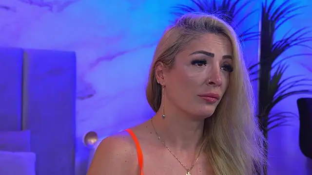 Izabellle02 online show from 04-09-26, 04:03