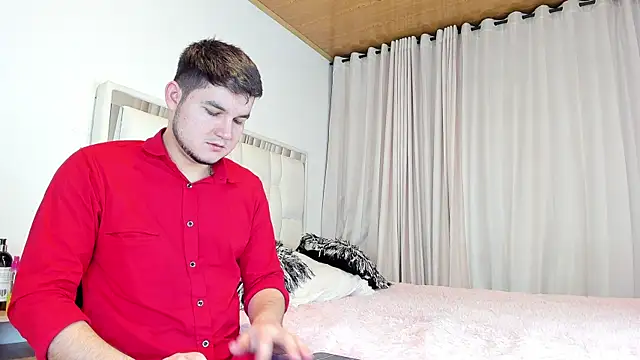 CameronyMartinn online show from 04-19-26, 01:17