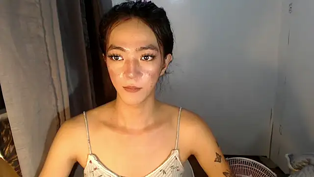 slimladyxoxo online show from 10-16-25, 10:01