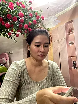 Bollozzy 89 online show from 10-30-25, 12:20