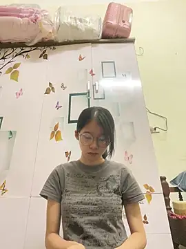 meomeo2k6 online show from 10-28-25, 01:54