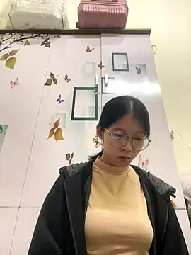 meomeo2k6 online show from 11-29-25, 01:44