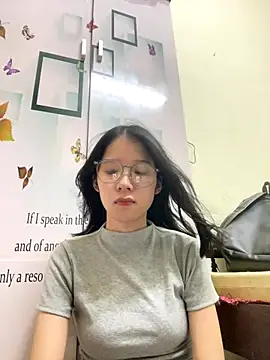 meomeo2k6 online show from 10-20-25, 07:53