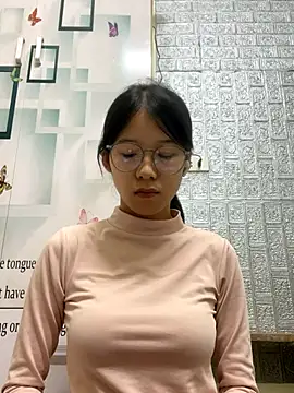 meomeo2k6 online show from 12-17-25, 02:00