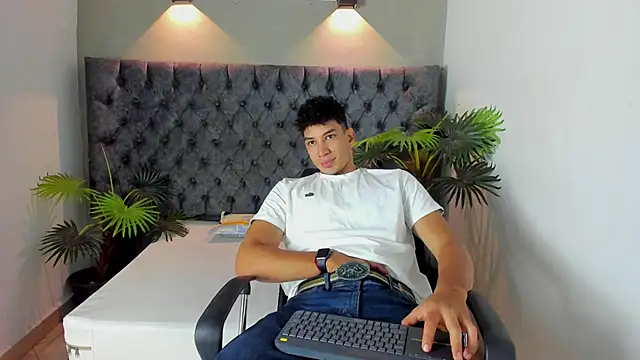 ALAN REDINGER online show from 09-08-25, 03:11