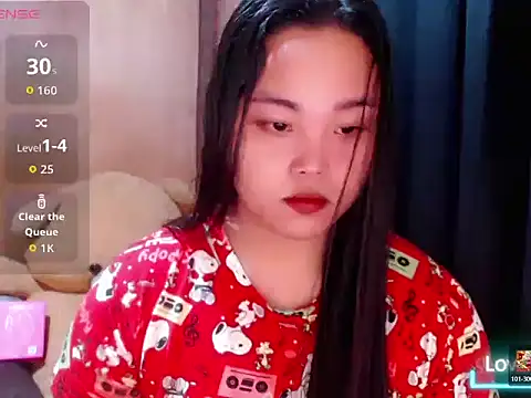 Snapshot of _Lylia chatting on 07-08-26, 10:10 Lylia online show from 07-08-26, 10:10