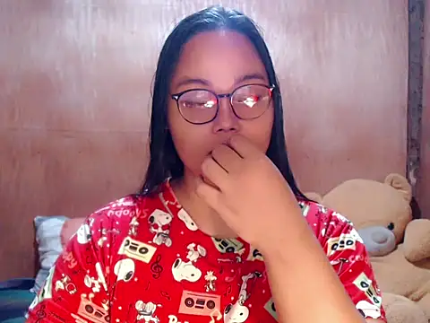  Lylia online show from 03-22-26, 08:43