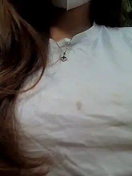 Snapshot of Muna_LM chatting on 05-28-26, 11:43 Muna LM online show from 05-28-26, 11:43