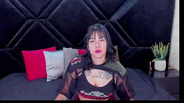 Dantzel  online show from 04-10-26, 07:10