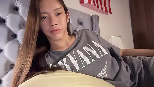 Its Cora online show from 09-25-25, 04:29
