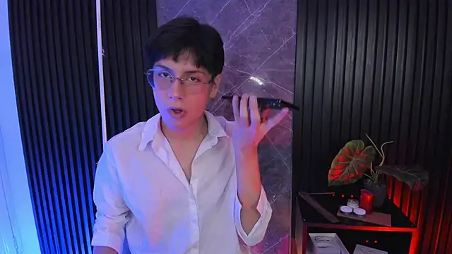 luixdust  online show from 11-27-25, 05:19