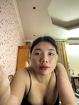Snapshot of D2sweet chatting on 10-19-25, 02:31 D2sweet online show from 10-19-25, 02:31