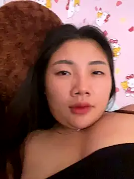 Snapshot of D2sweet chatting on 09-20-25, 05:34 D2sweet online show from 09-20-25, 05:34