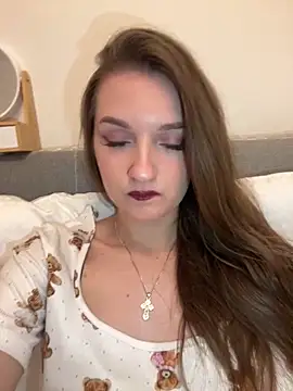 AdelinaEmber online show from 10-09-25, 11:00