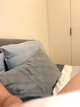 AdelinaEmber online show from 10-18-25, 02:30