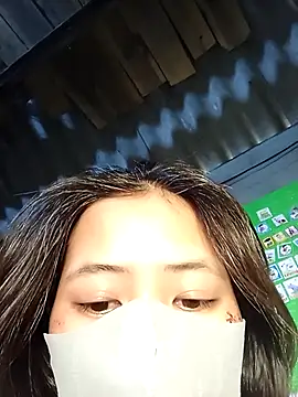 Venessa online show from 11-28-25, 01:28