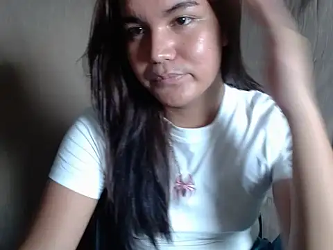 Enchantress Magdalena online show from 02-27-26, 04:45