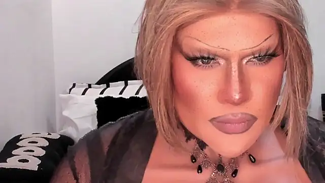 MistressDuhara online show from 05-17-26, 03:50