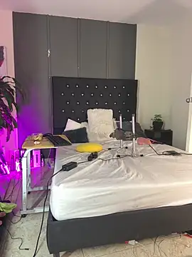 Alexa  Blue online show from 09-13-25, 05:02