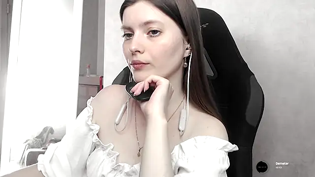 cute elfy  online show from 09-12-25, 02:06