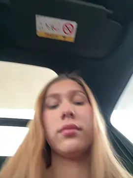 Nikii   online show from 03-29-26, 04:08