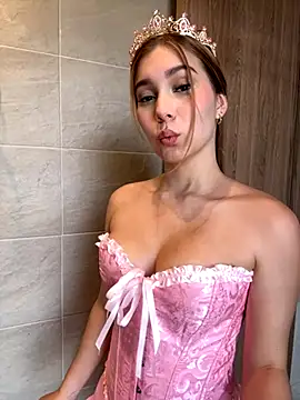 Nikii   online show from 10-31-25, 01:41