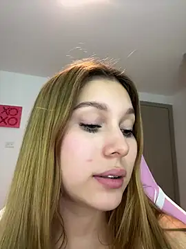 Snapshot of Nikii__ chatting on 07-19-26, 02:53 Nikii online show from 07-19-26, 02:53