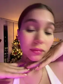 Nikii   online show from 12-21-25, 05:09