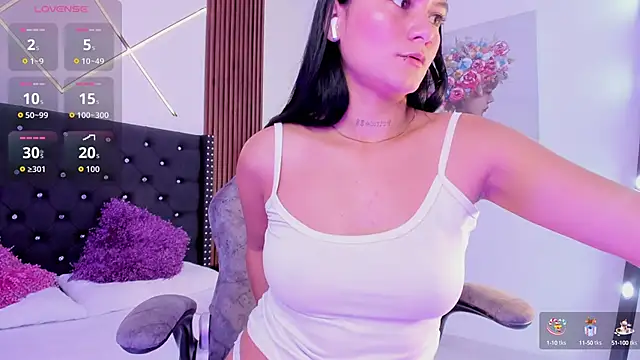 Miiaa jones online show from 09-23-25, 01:07