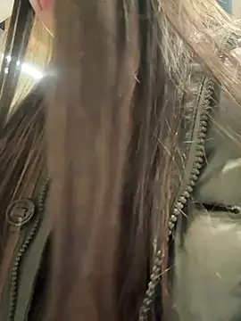 Isabella21  online show from 03-30-26, 02:35