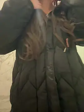 Isabella21  online show from 03-17-26, 01:41