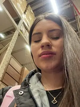 Isabella21  online show from 02-07-26, 11:46