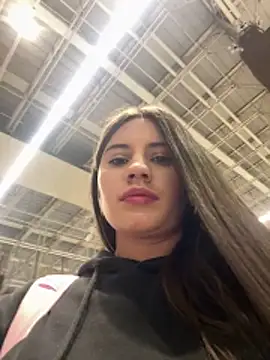 Isabella21  online show from 10-23-25, 12:20