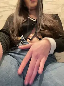 Isabella21  online show from 03-15-26, 02:51