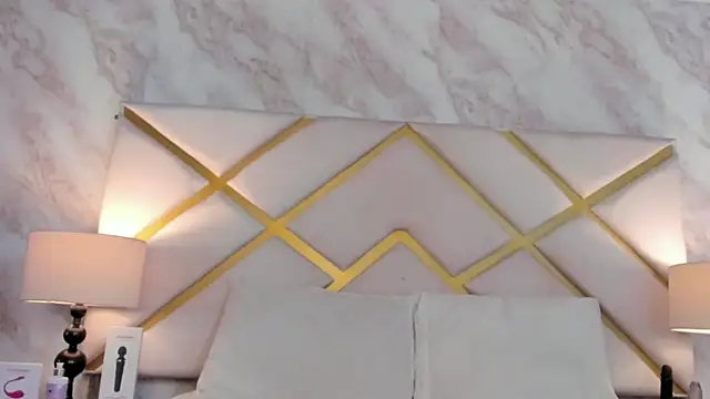 LorenBeiker- online show from 12-15-25, 11:38